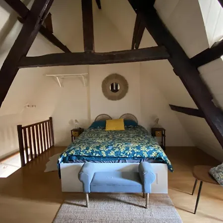 3 Near The Center Of Lägenhet